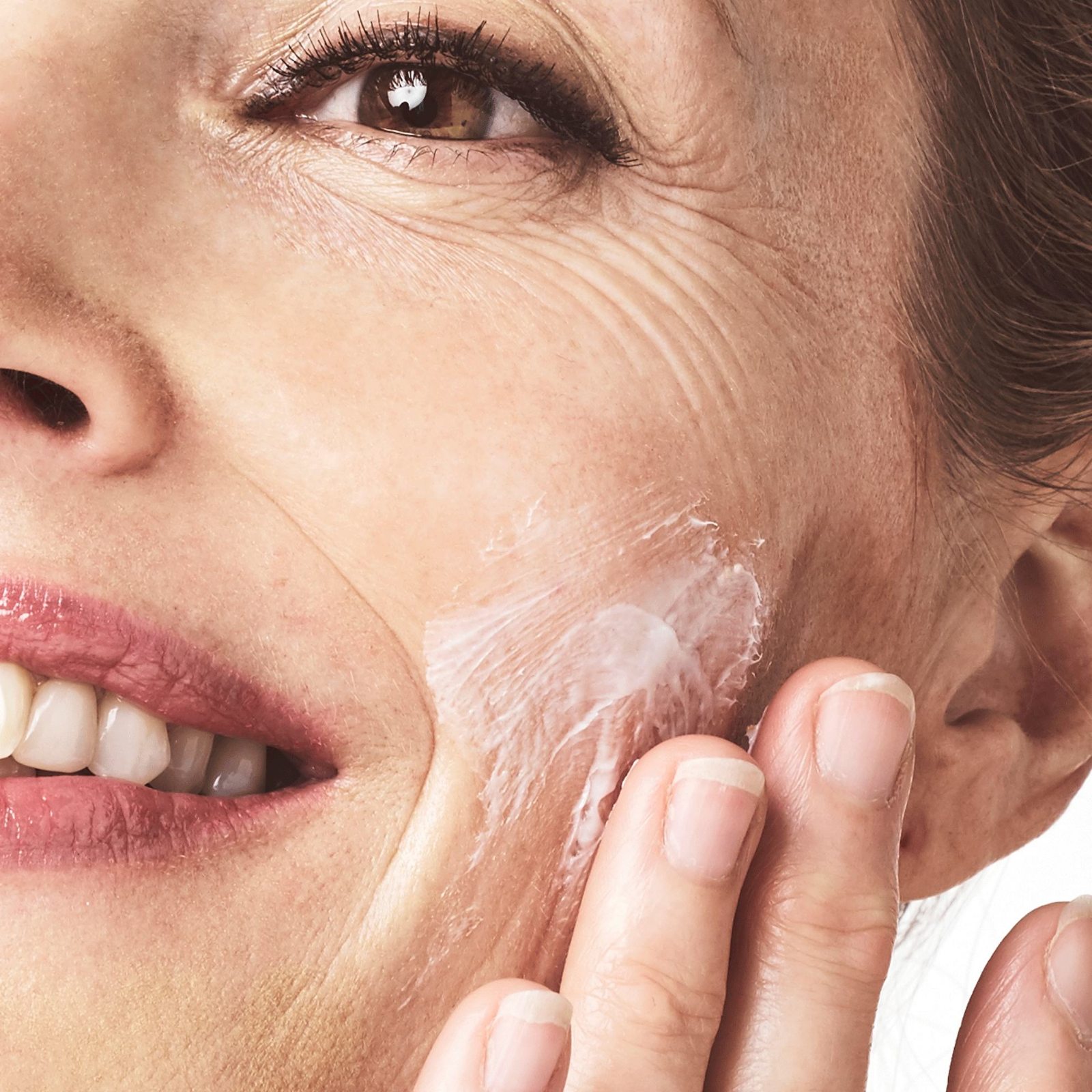 32627 Омолаживающий дневной крем SPF 15 NovAge Time Restore