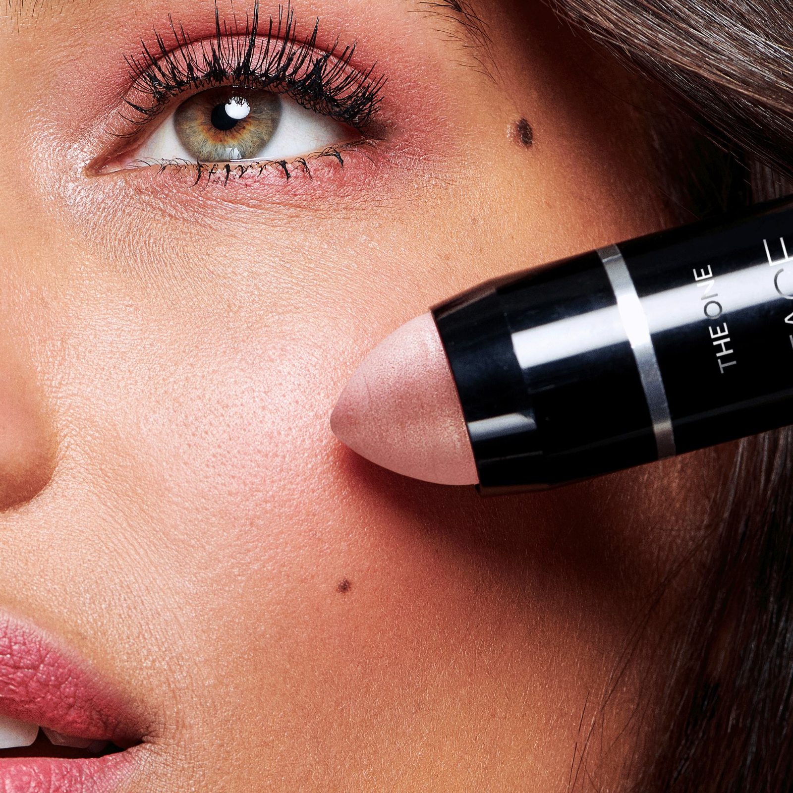 36139 Стик для макияжа THE ONE