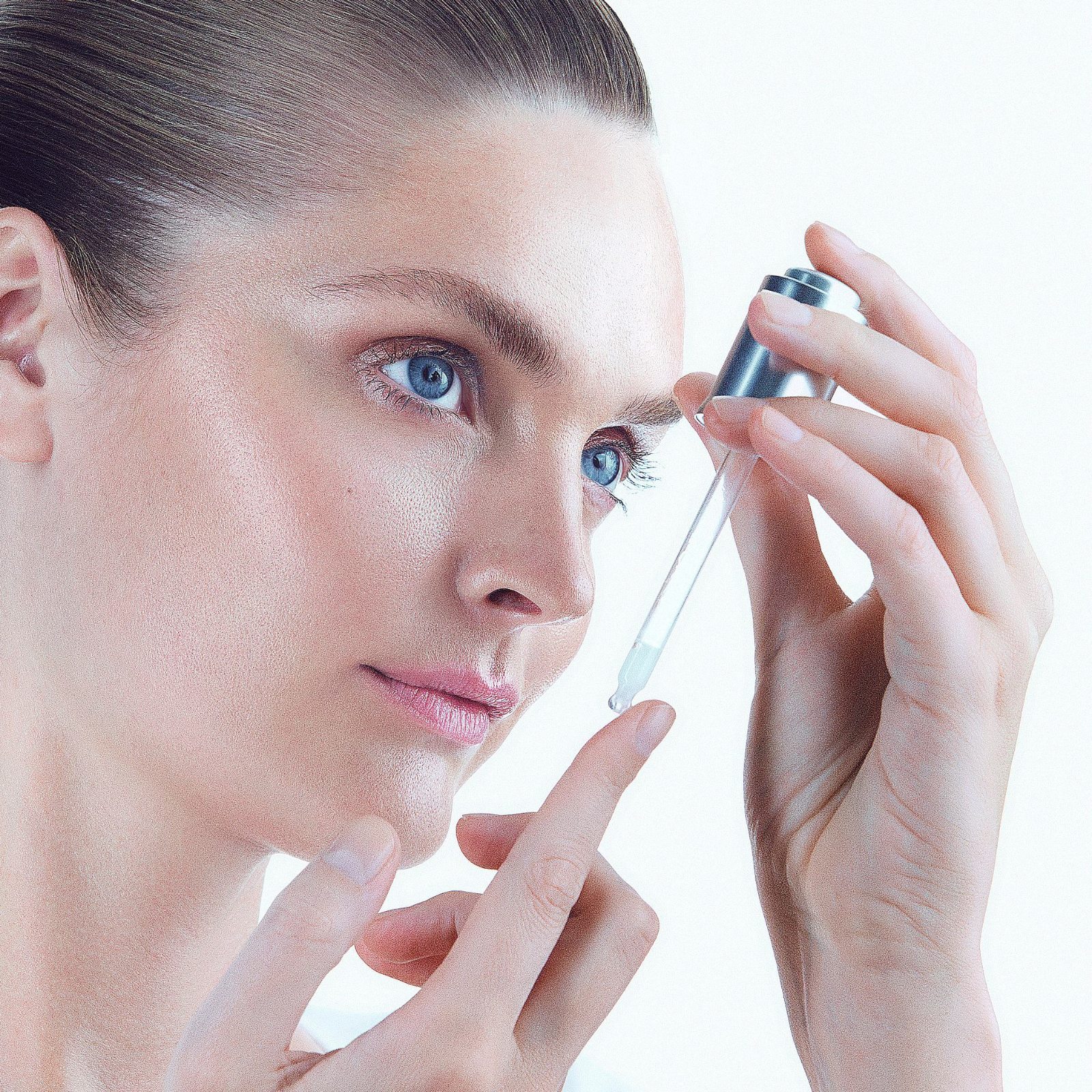 40872 Сыворотка-концентрат антивозрастного действия с ретинолом NovAge Proceuticals