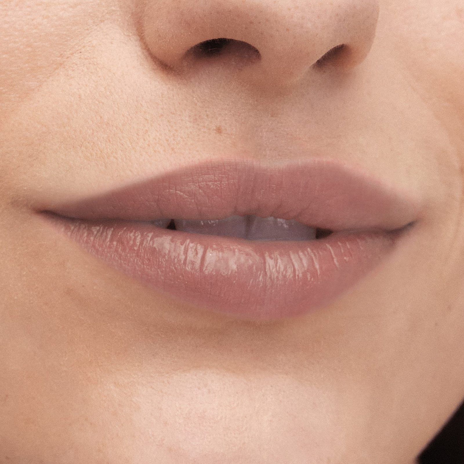 46888 Стойкий маркер для губ THE ONE