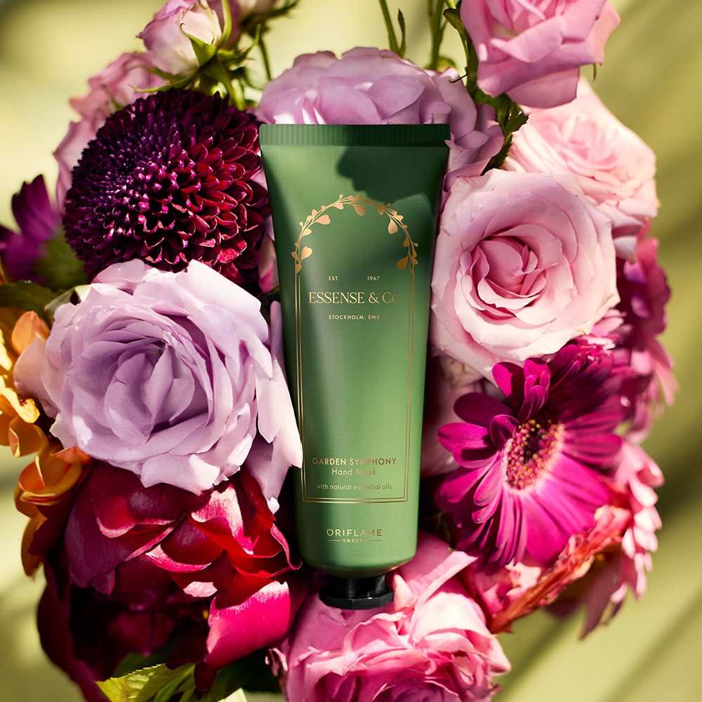 Маска для рук с ароматом розы и фиалки Essense & Co. [Эссенс энд Коу]